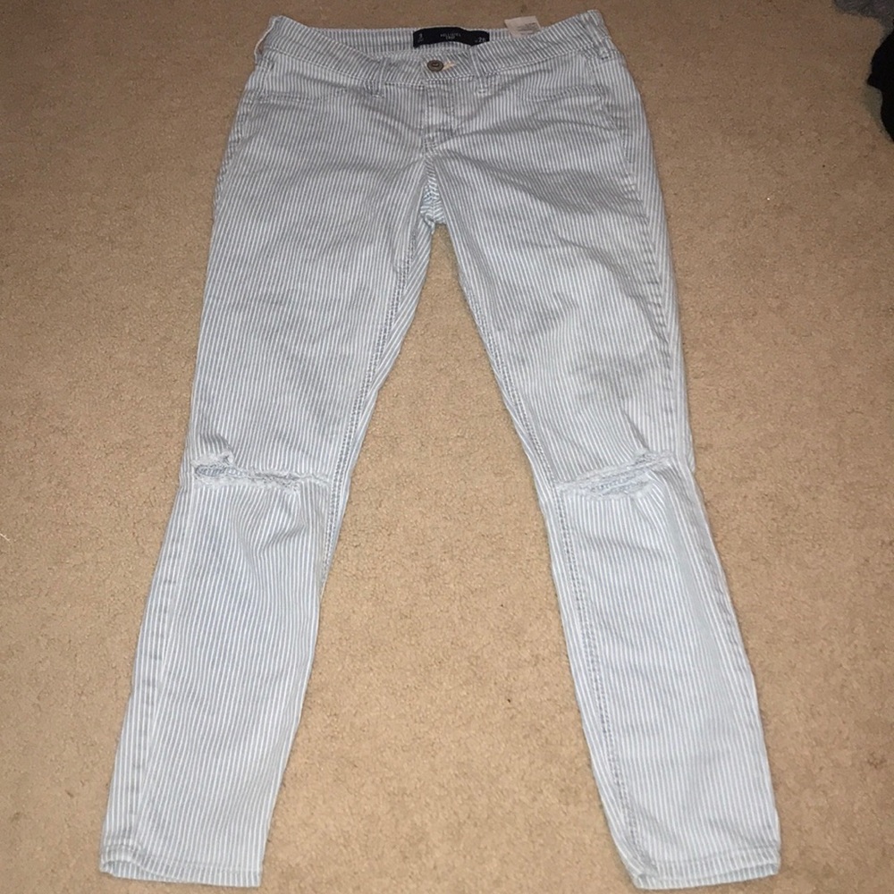 SUPER CUTE pin striped skinny jeans